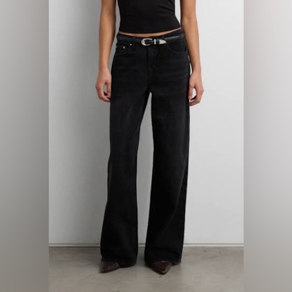 OAK + FORT | NWT Black Straight Leg Women's Jeans